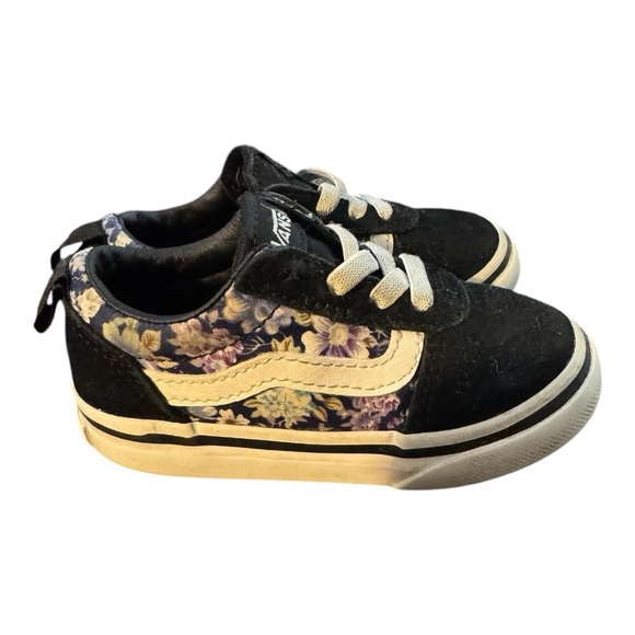 Vans Kids Black and White Sneakers - Picture 2 of 6